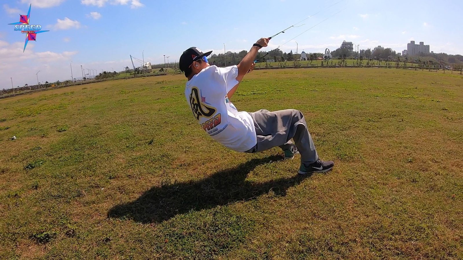 新竹特技風箏 特技風箏教學 買特技風箏 箏有你的特技風箏 真有你的特技風箏 新竹風箏 放風箏 玩風箏 如何放風箏 買風箏